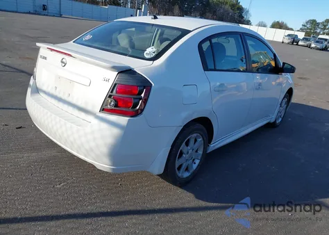2011 Nissan Sentra 2.0Sr z USA, uszkodzony, nr VIN 3N1AB6AP6BL647038